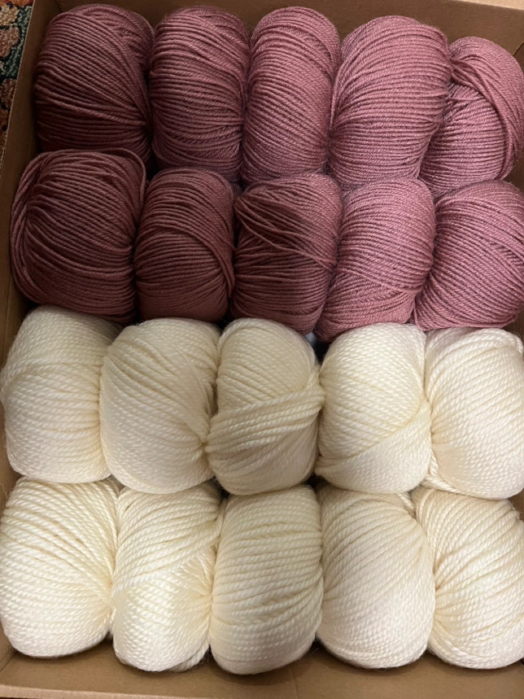 Bundle of 20 Skeins Yarn - photo 3