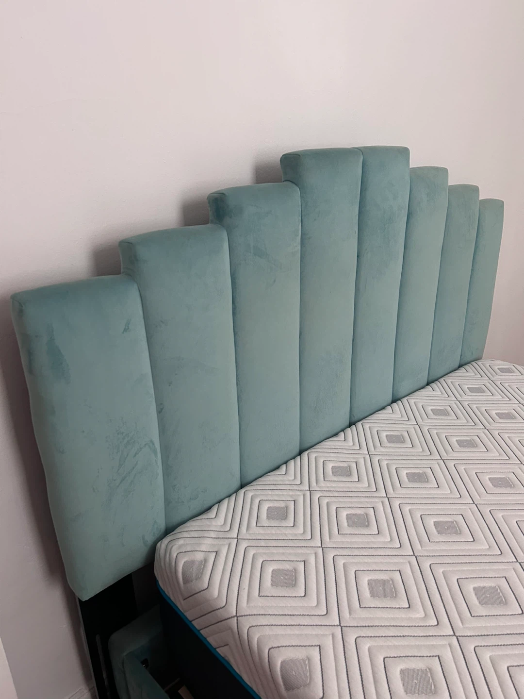 Teal upholstered Bed Frame and Sealy memory foam mattress! - photo 2