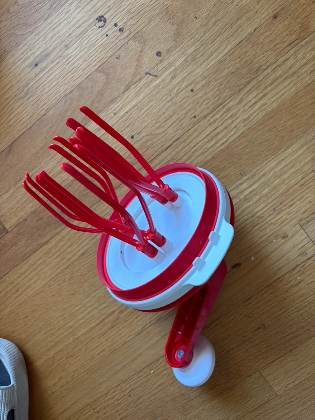 Tupperware Salad Spinner - photo 2