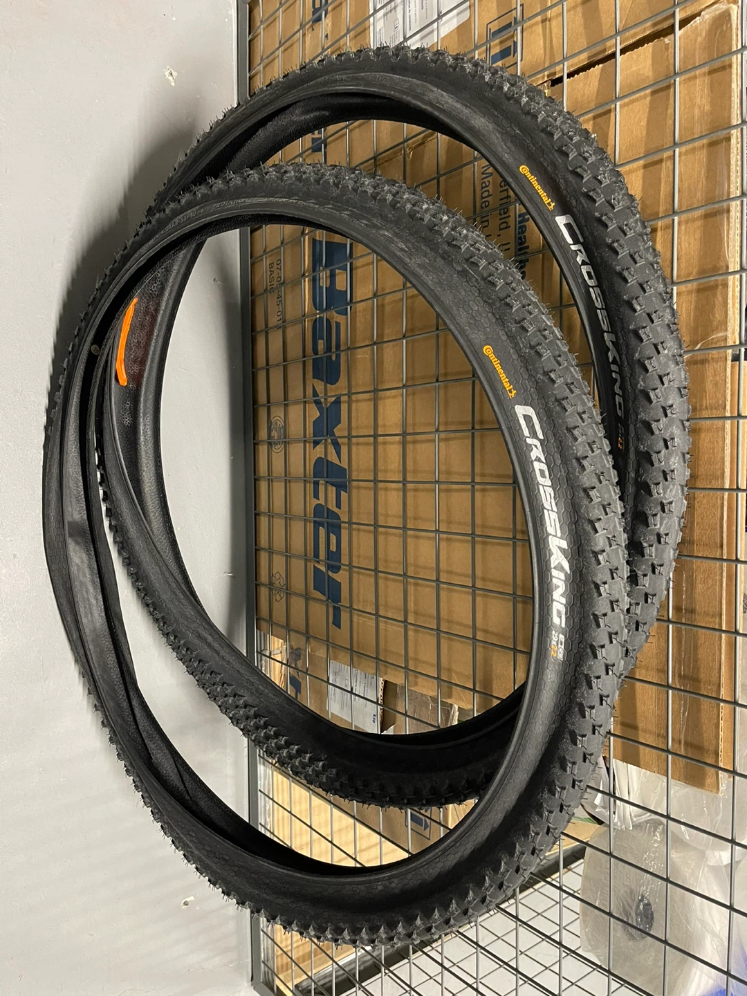 Continental Cross King 29x2.2 Tires
