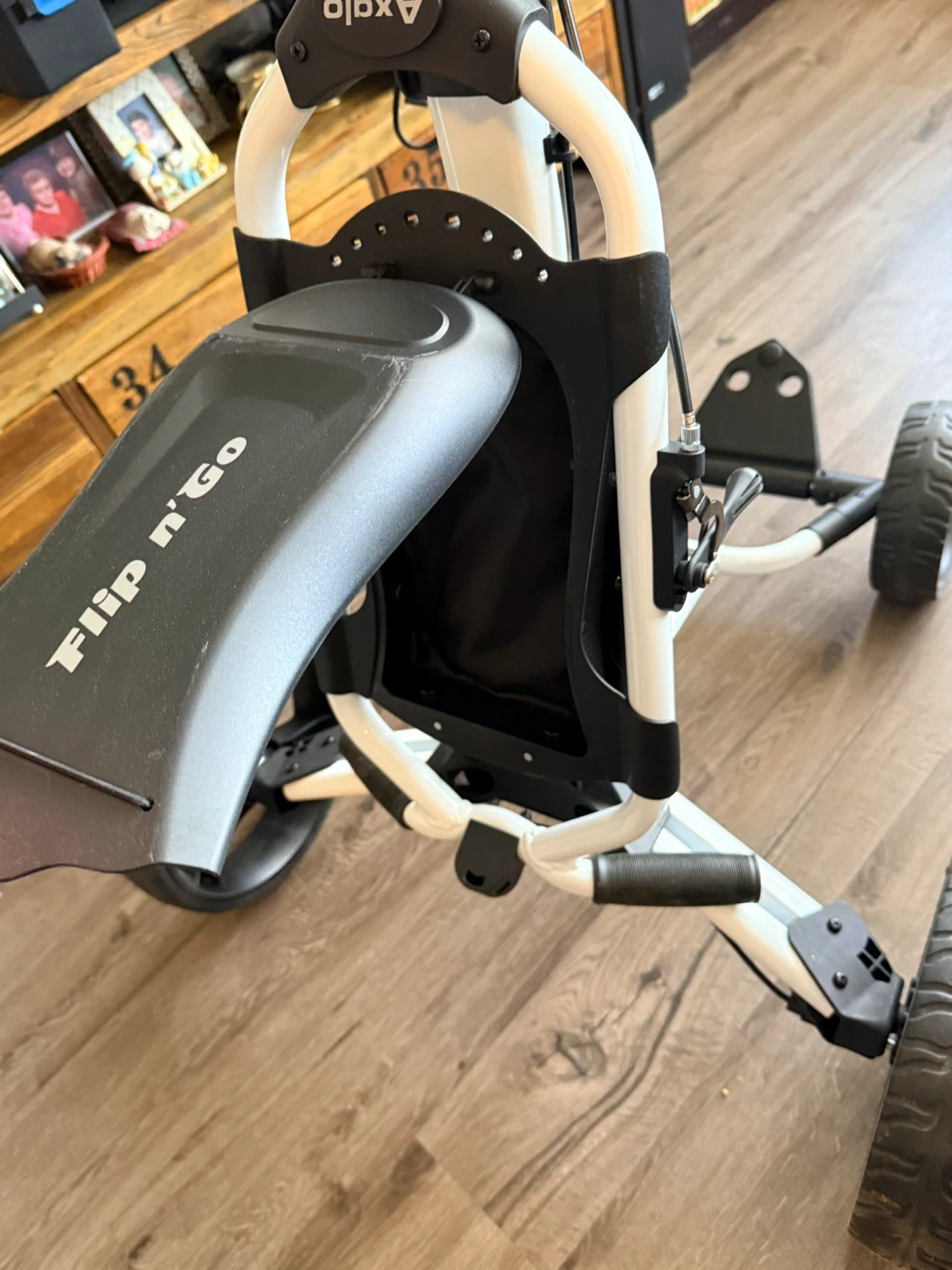 Axglo Flip 'n Go 3-Wheel Golf Push Cart - photo 3