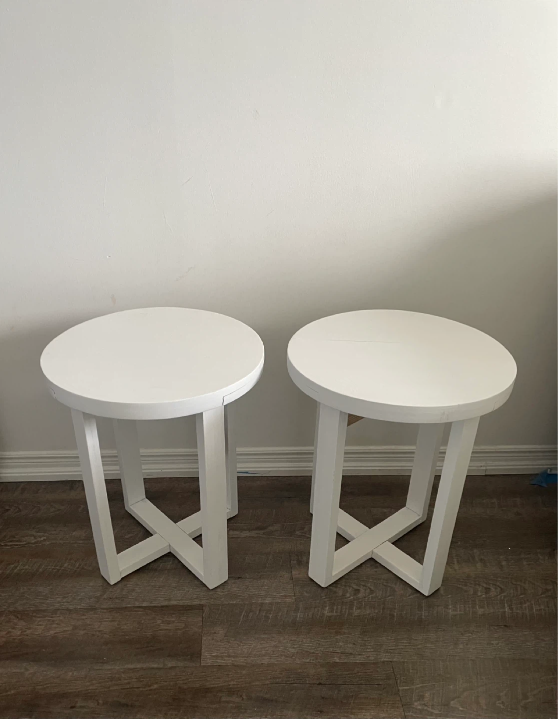 Set of 2 White Round Accent Side Tables - photo 3