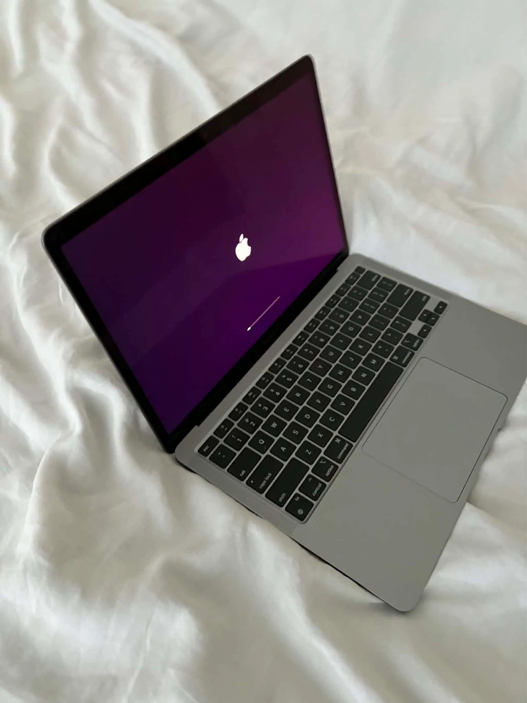 Apple MacBook Air 13-inch 8GB RAM/ 256GB SSD(M1 Late 2020) - photo 4