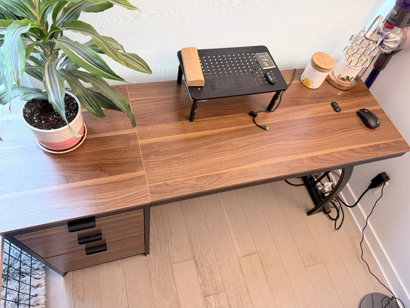 59" Computer Desk with 3 Drawers - photo 3