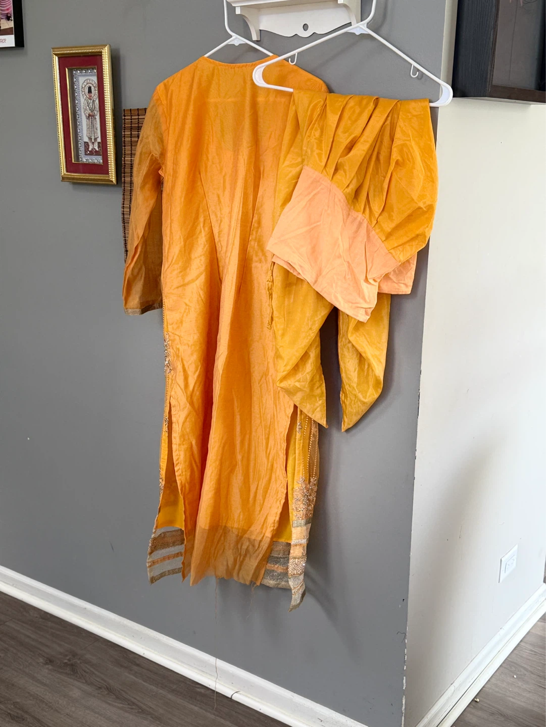 Orange Embroidered Kurti and Pants Set. As is condition - photo 4