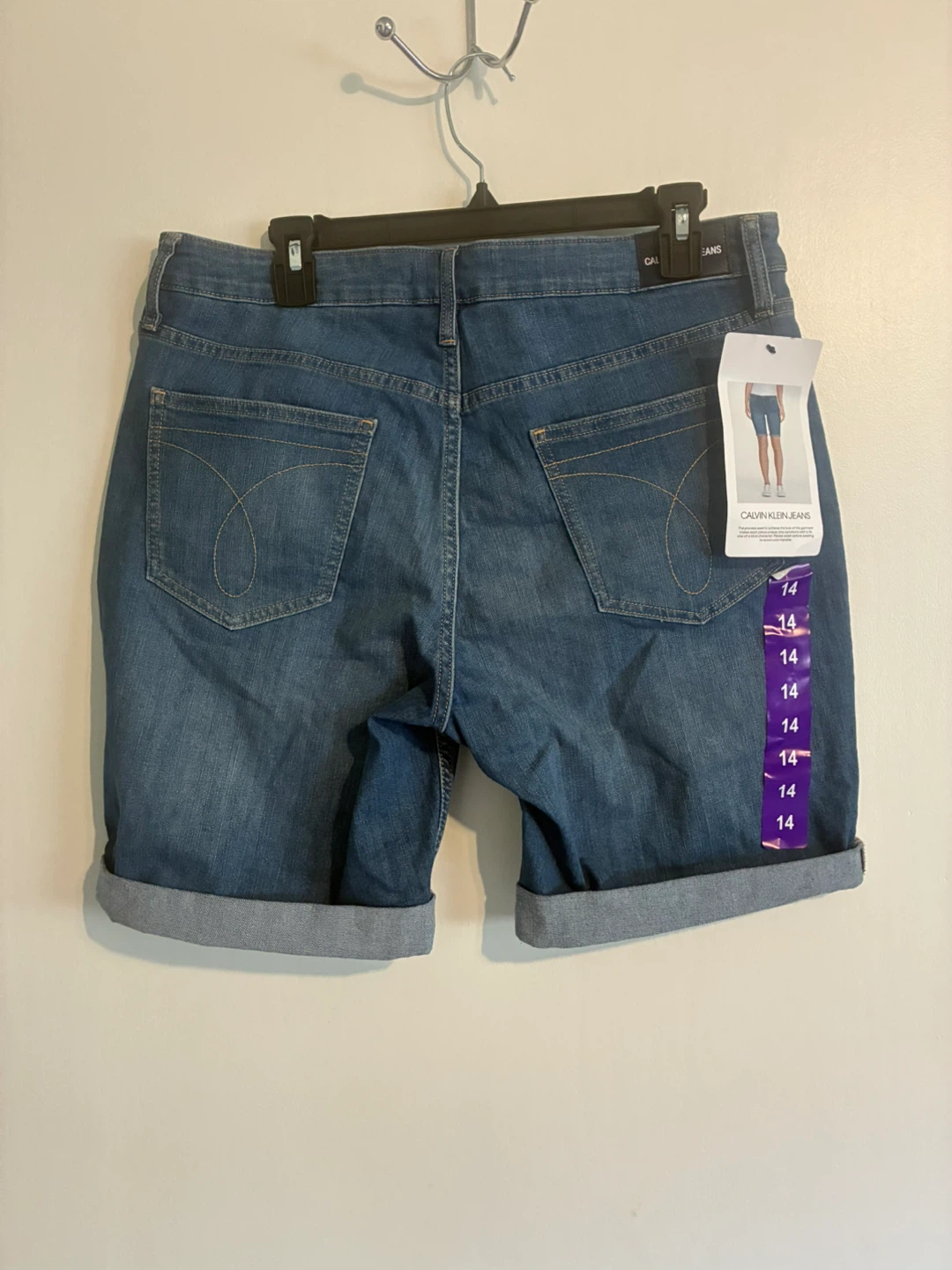 Calvin Klein Jeans Women's Denim Bermuda Shorts Size 14 - photo 3