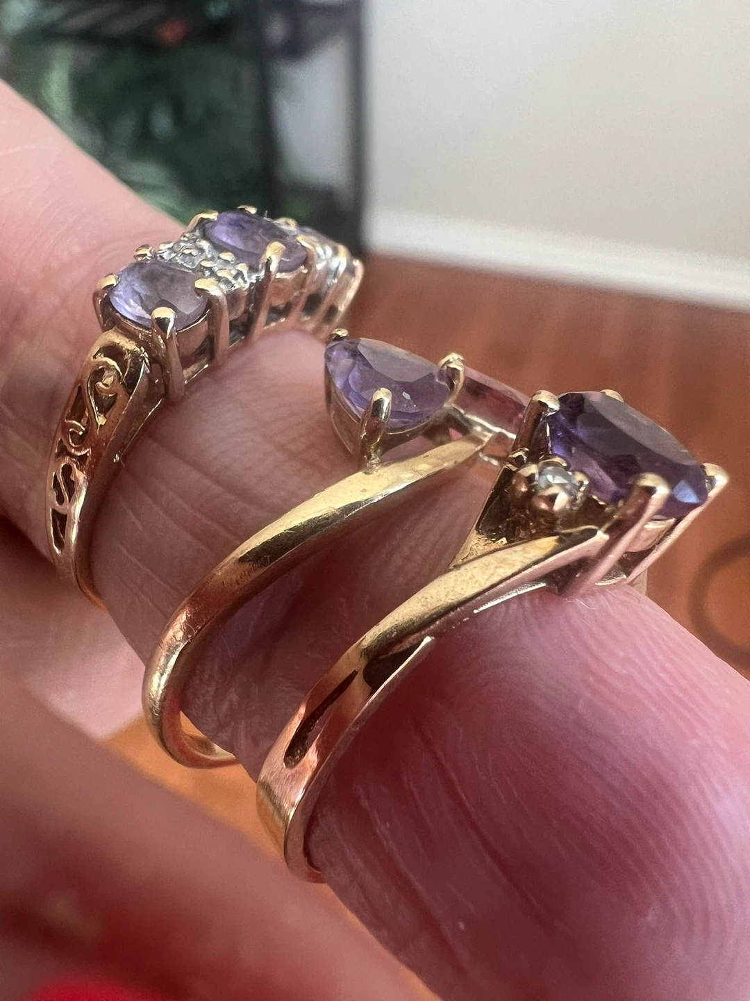10 k Gold Rings with Amethyst and Diamonds - photo 2