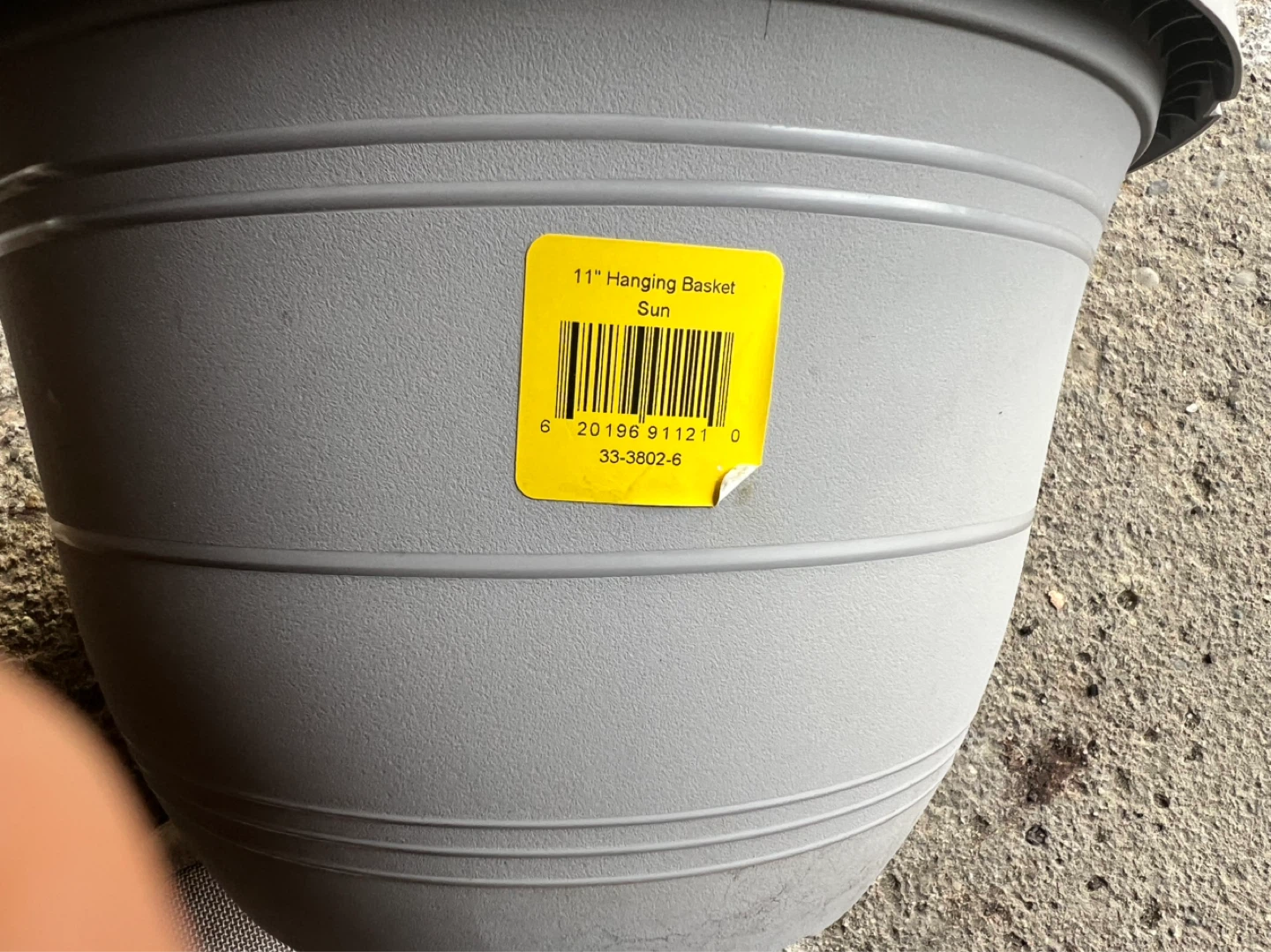 9 pots and Hanging Planters mix all for $5 - photo 3