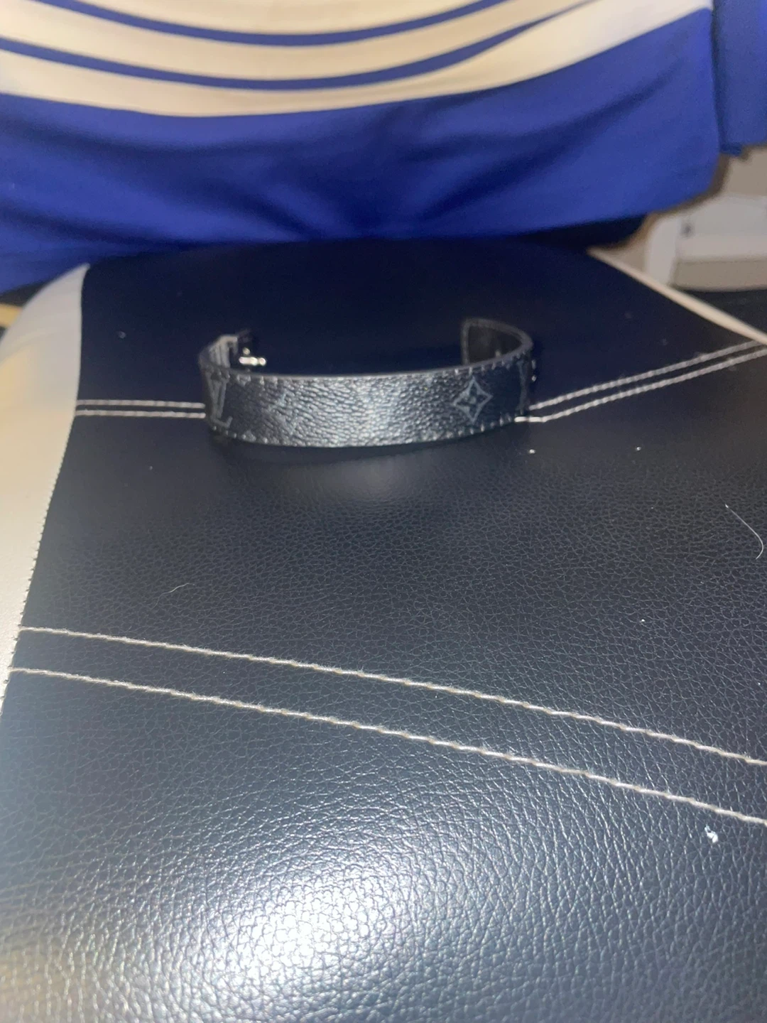 Louis Vuitton Monogram Bracelet - photo 2