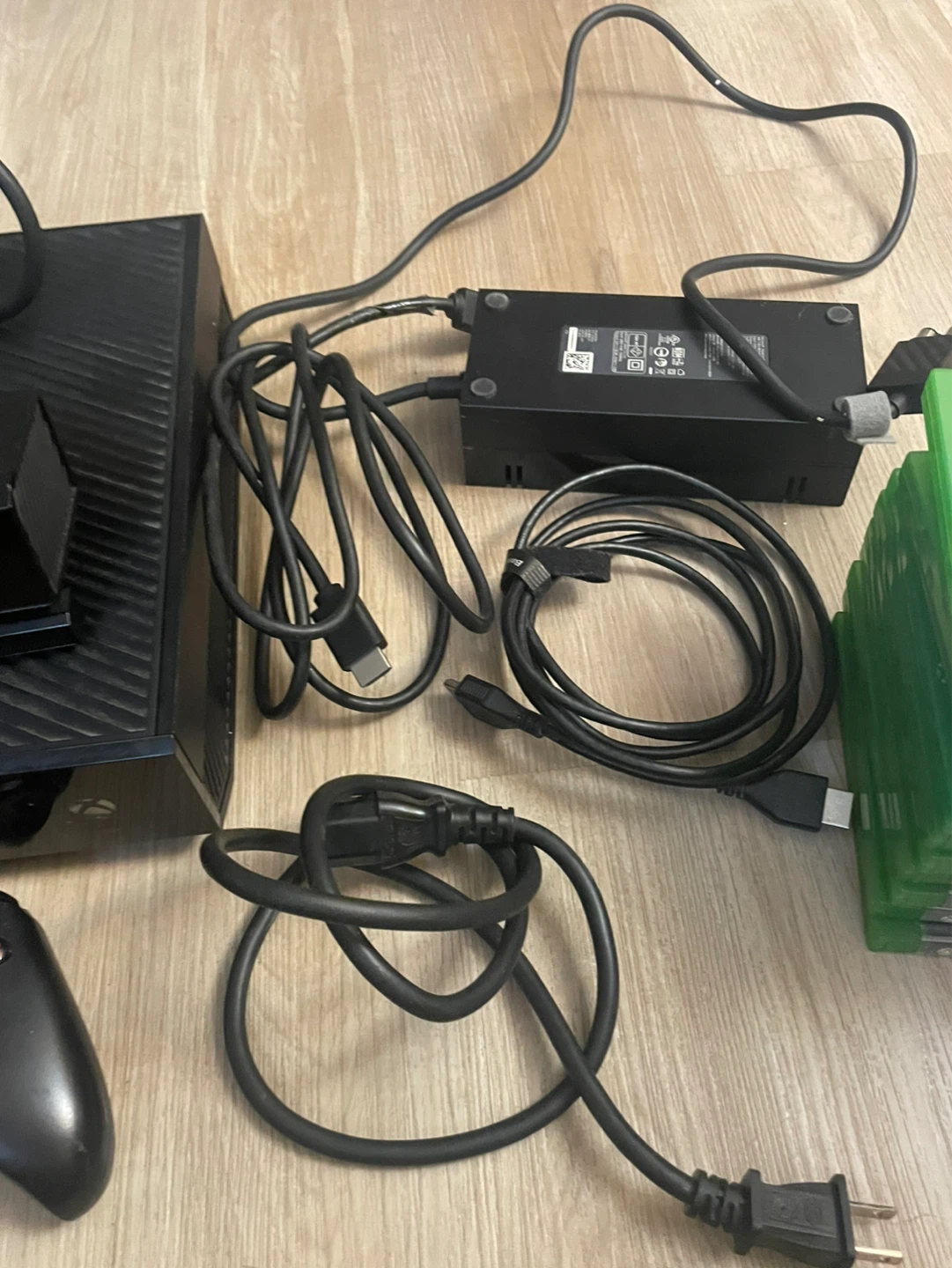 Xbox One Bundle with Kinect and Games - photo 4