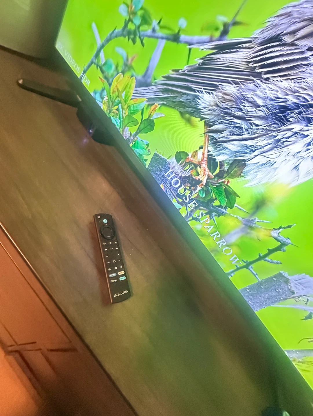 Insignia 50" LED 4K HDR Smart TV - photo 3