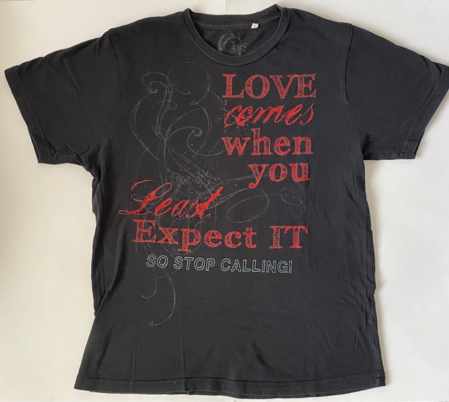 Guess T-Shirts - Size Medium - photo 2