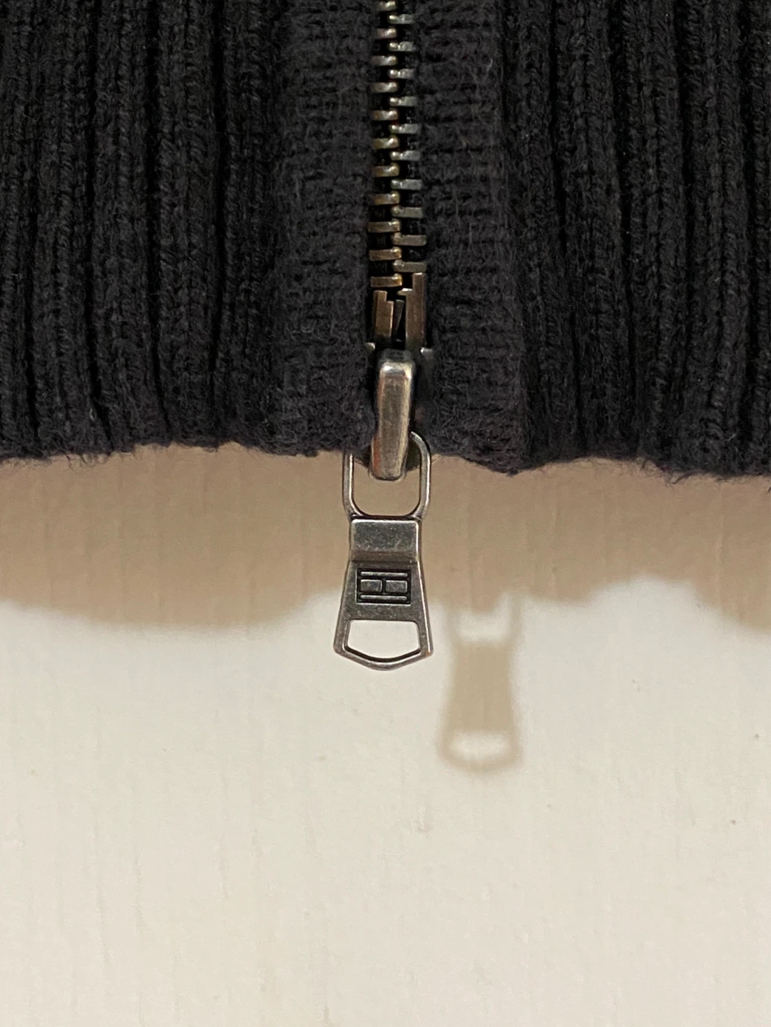 Tommy Hilfiger Full Zip Sweater - Size M - photo 4