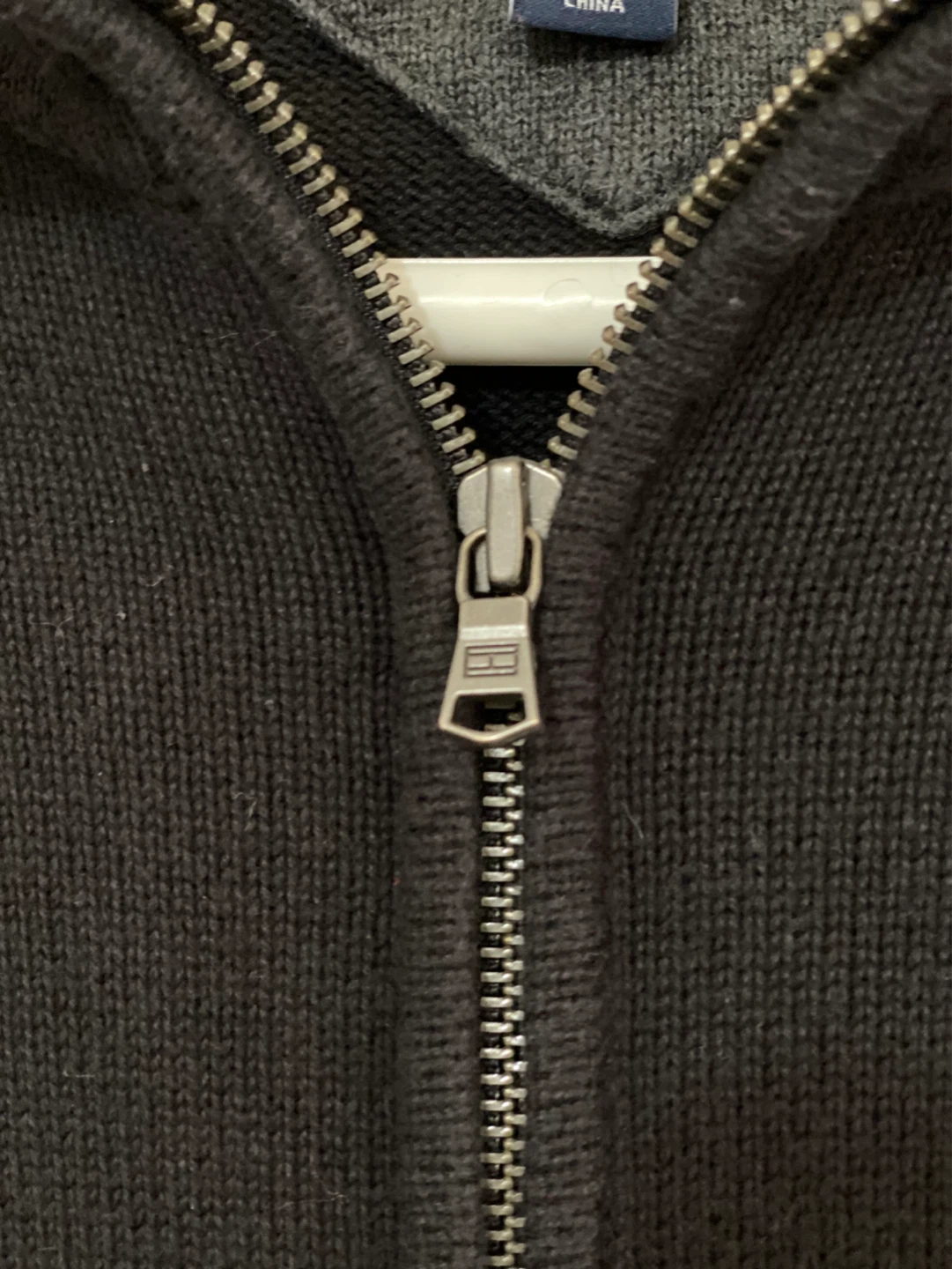 Tommy Hilfiger Full Zip Sweater - Size M - photo 3