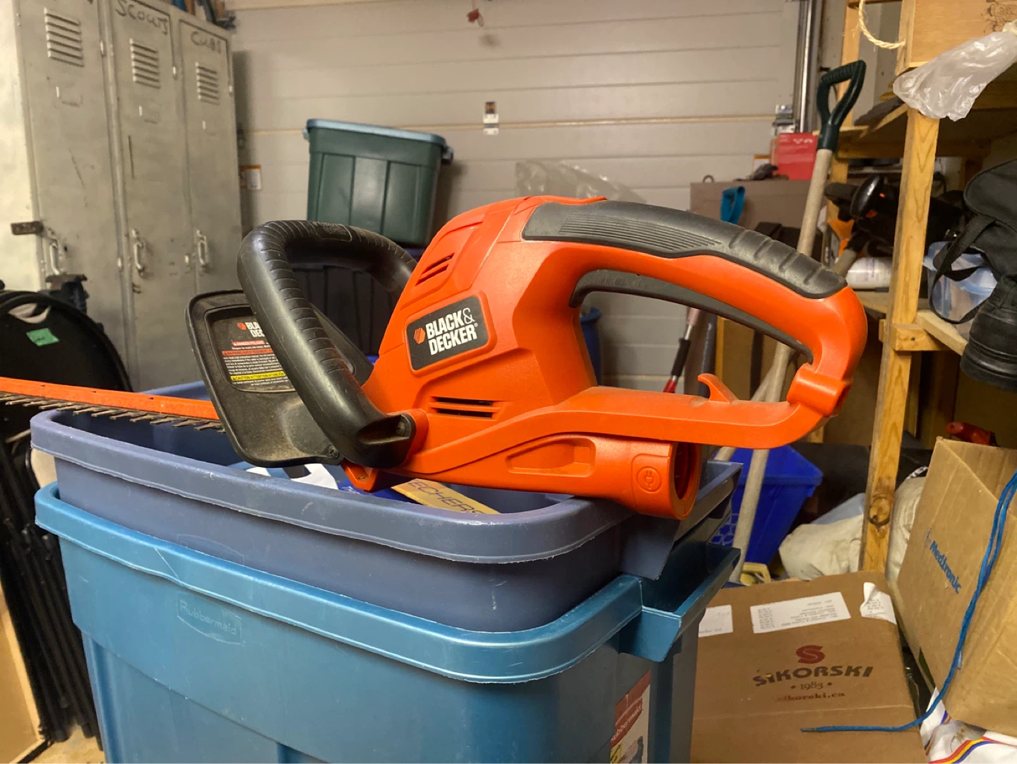 Black & Decker Hedge Trimmer