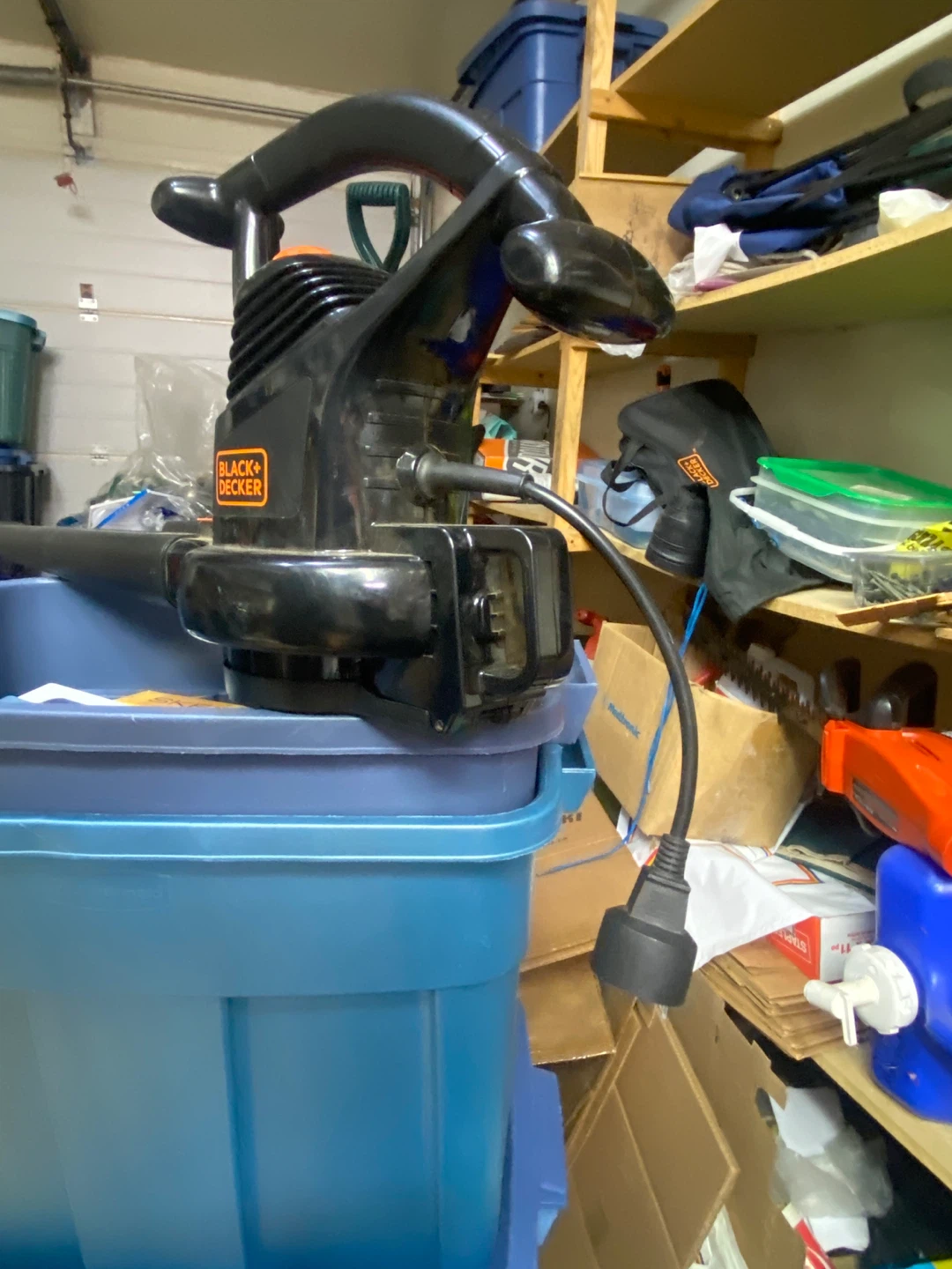 Black & Decker Electric Leaf Blower - photo 2
