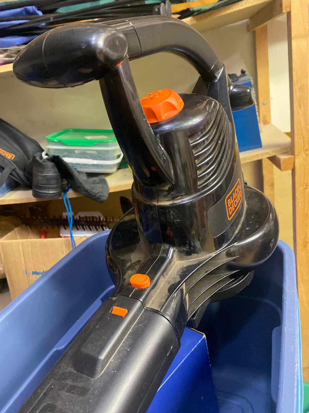 Black & Decker Electric Leaf Blower - photo 4