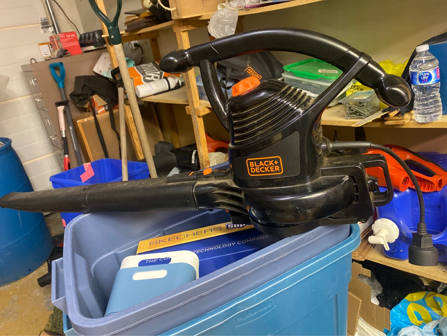 Black & Decker Electric Leaf Blower