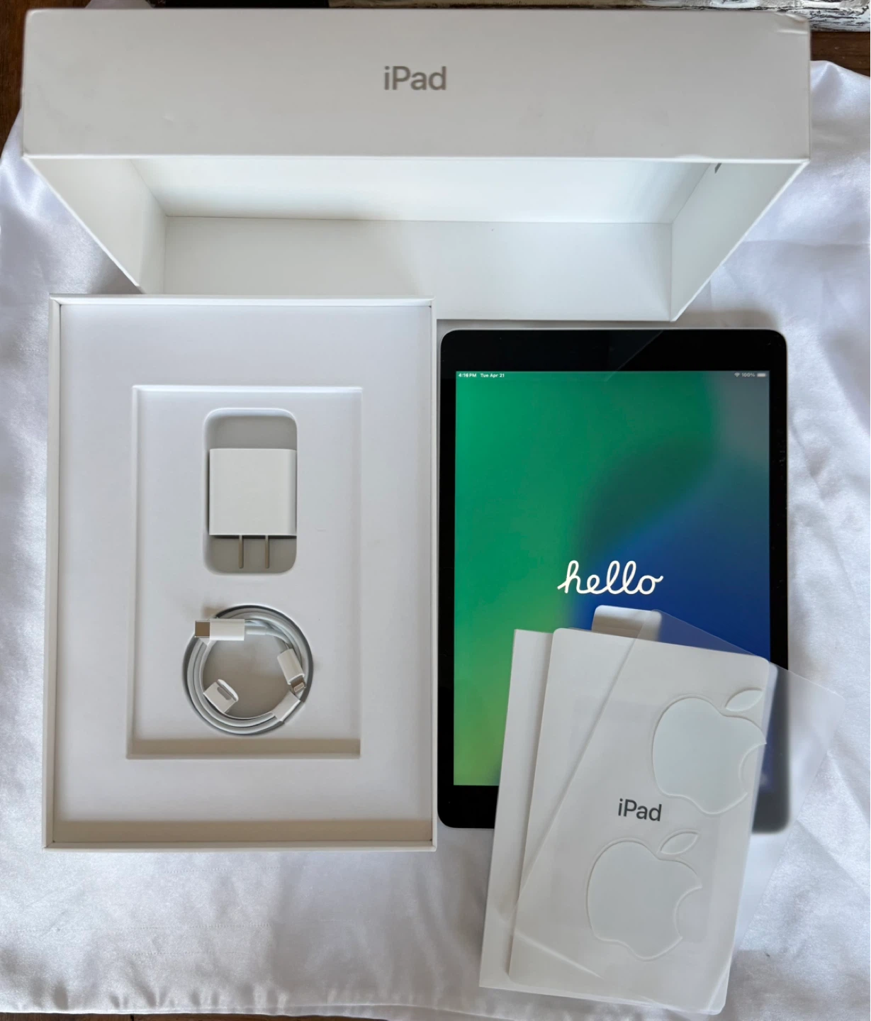NEW iPad (9th Generation) 64GB Silver