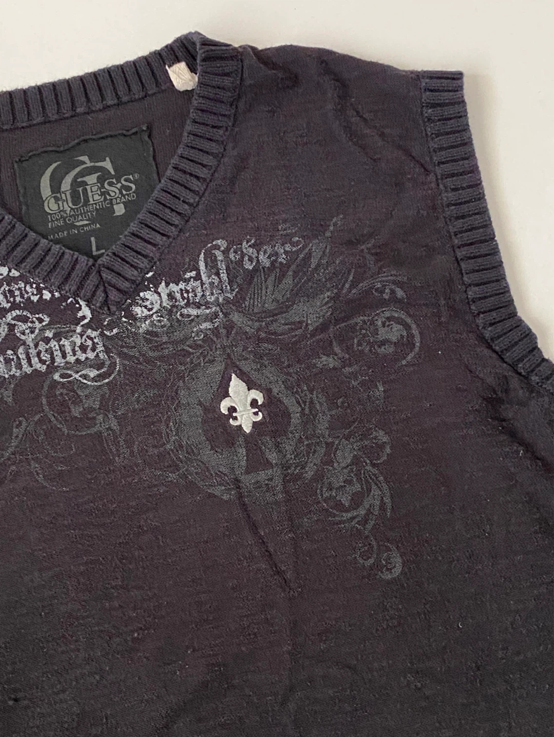 Guess Sleeveless V-Neck Sweater Vest - photo 3