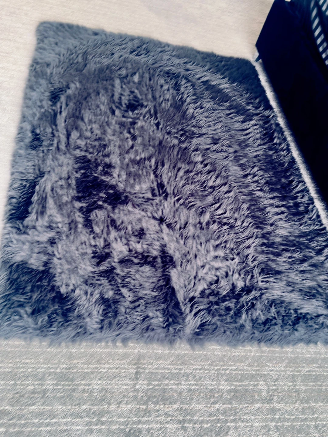 Rug-Luxury Faux Fur Area Rug – Ultra Plush - photo 3