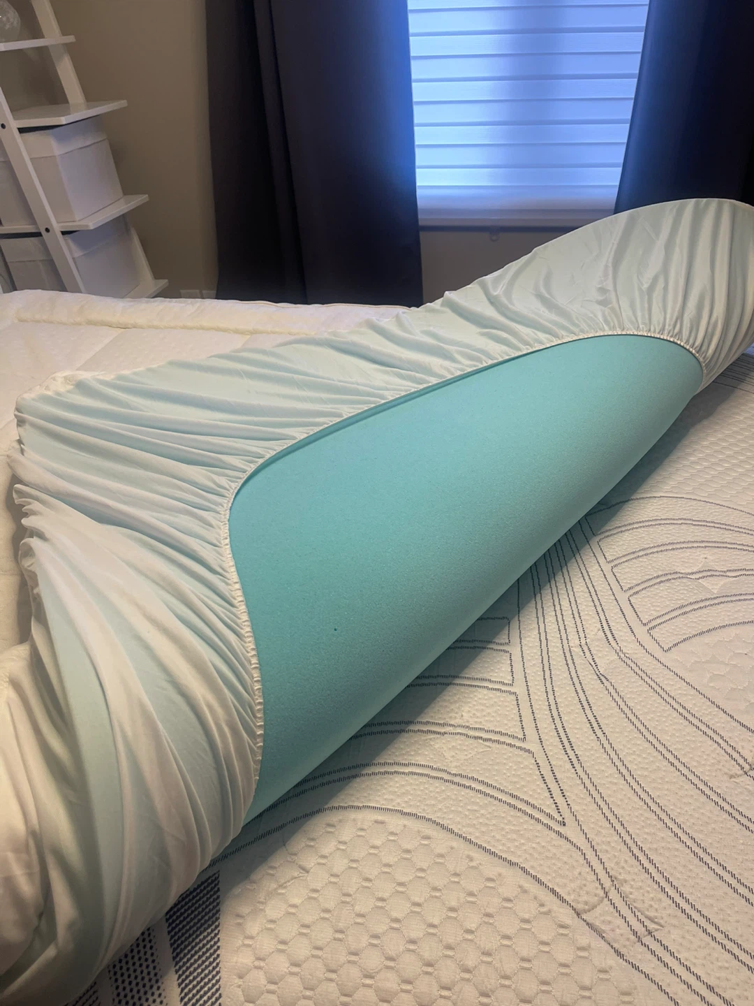 Queen Mattress Topper - Gel Memory Foam - photo 2