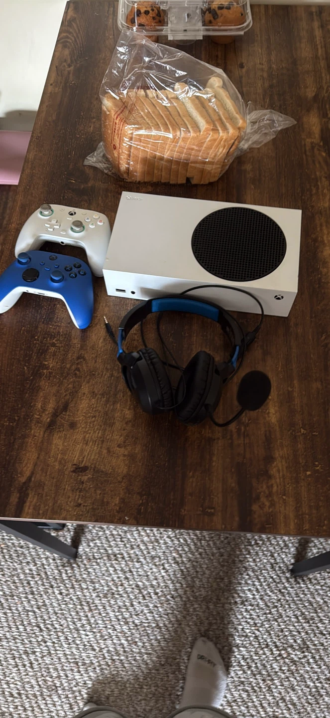 Xbox Series S Console with Controllers and Headset - photo 2