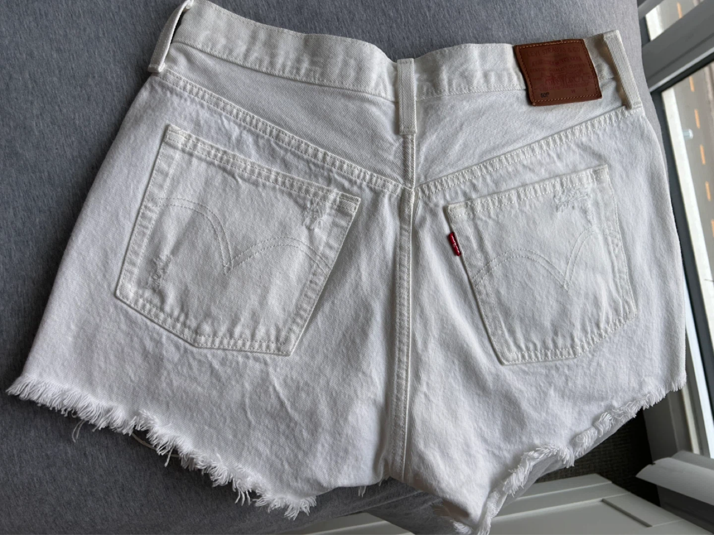 Size 30 Levi's Premium White Distressed Denim Shorts - photo 2