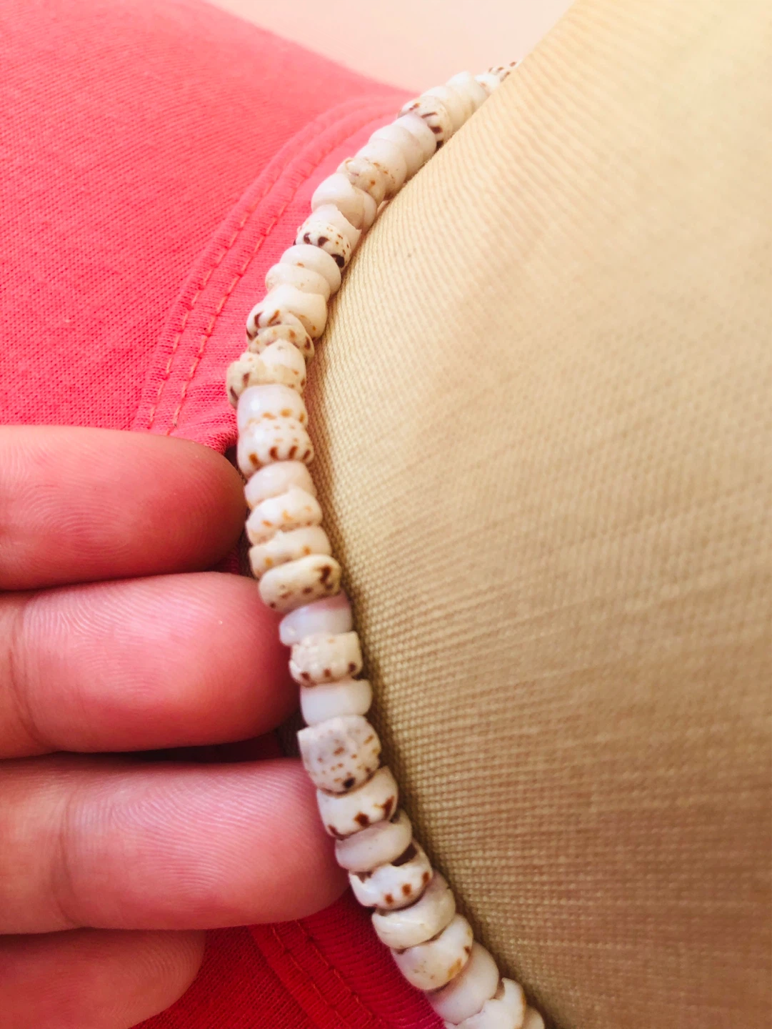 Vintage Hawaiian Tiger Puka Shell Necklace - photo 2