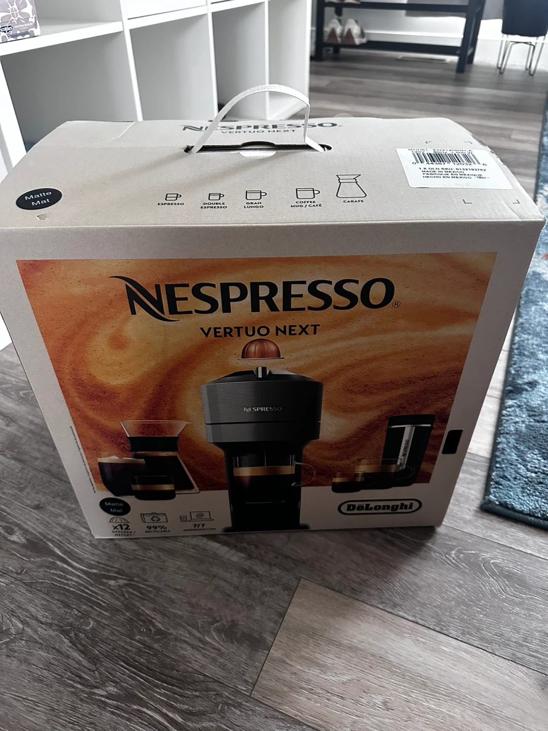 Nespresso Vertuo Next Coffee Machine by De'Longhi