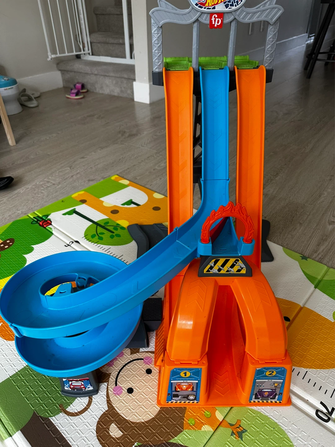 Hot Wheels Triple Lane Race track - photo 2
