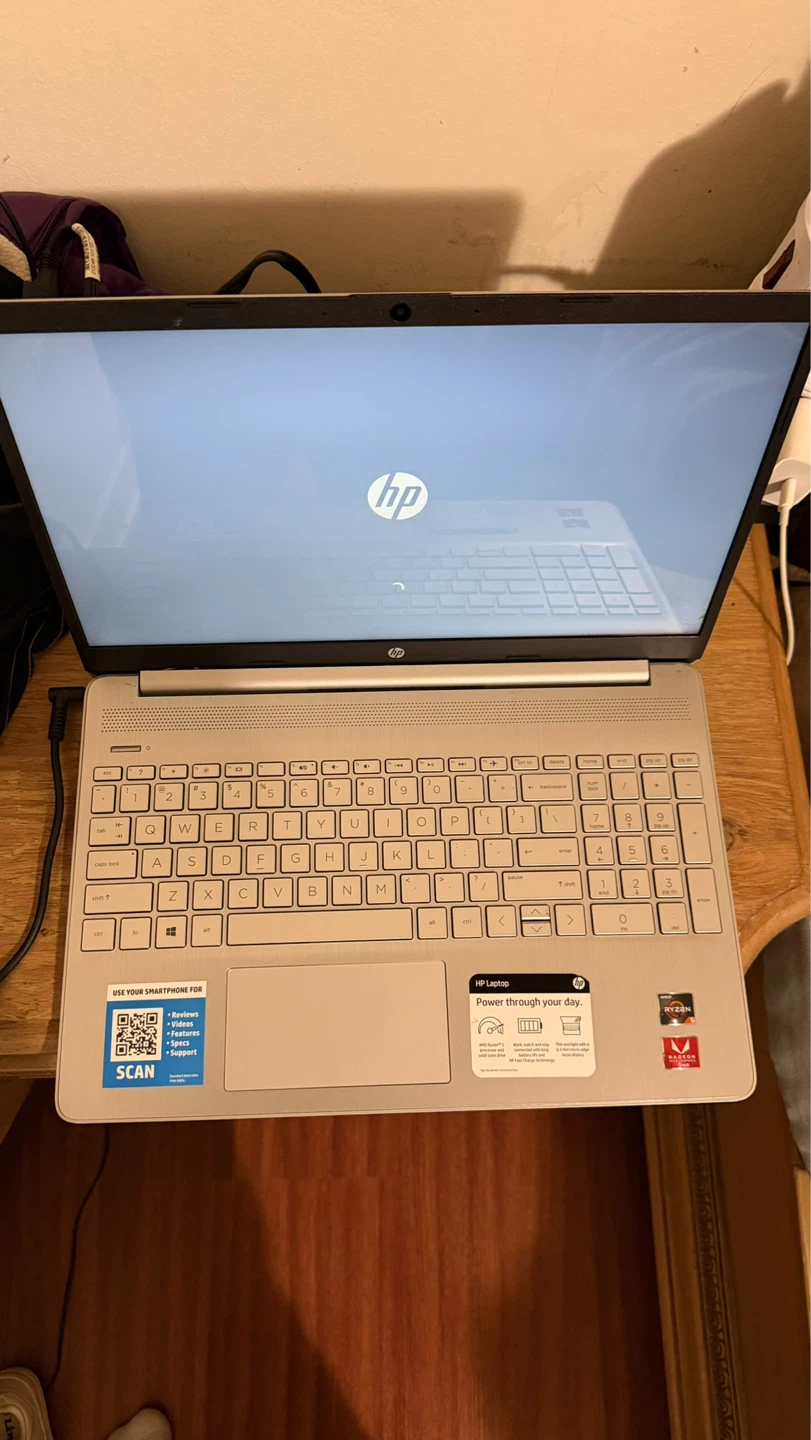 HP Laptop with AMD Ryzen 5 Processor - photo 4