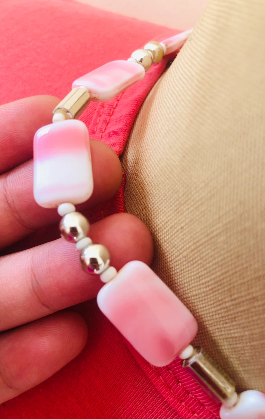 Pink and White Beaded Necklace - photo 2
