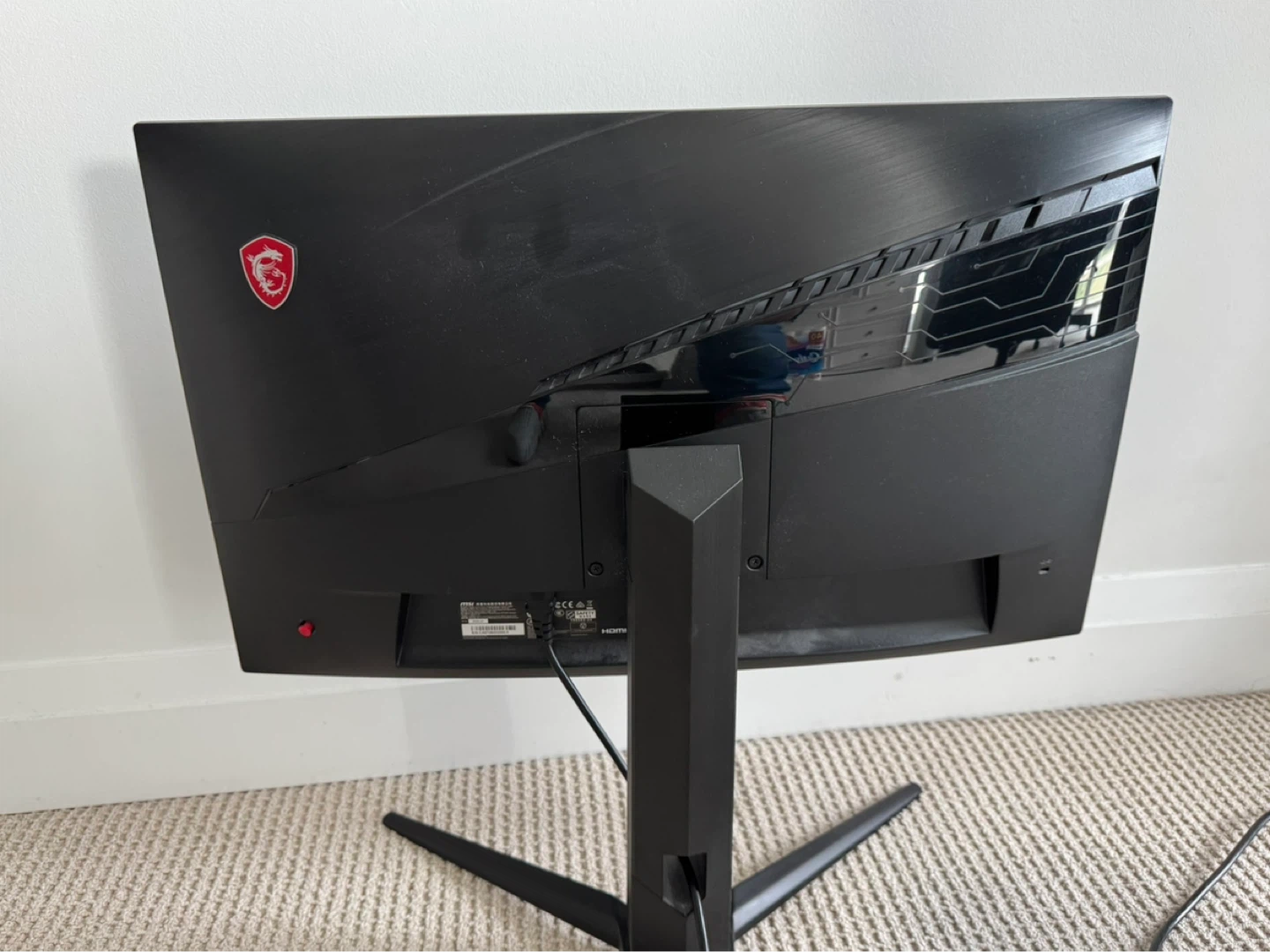 MSI Curved Gaming Monitor - photo 2