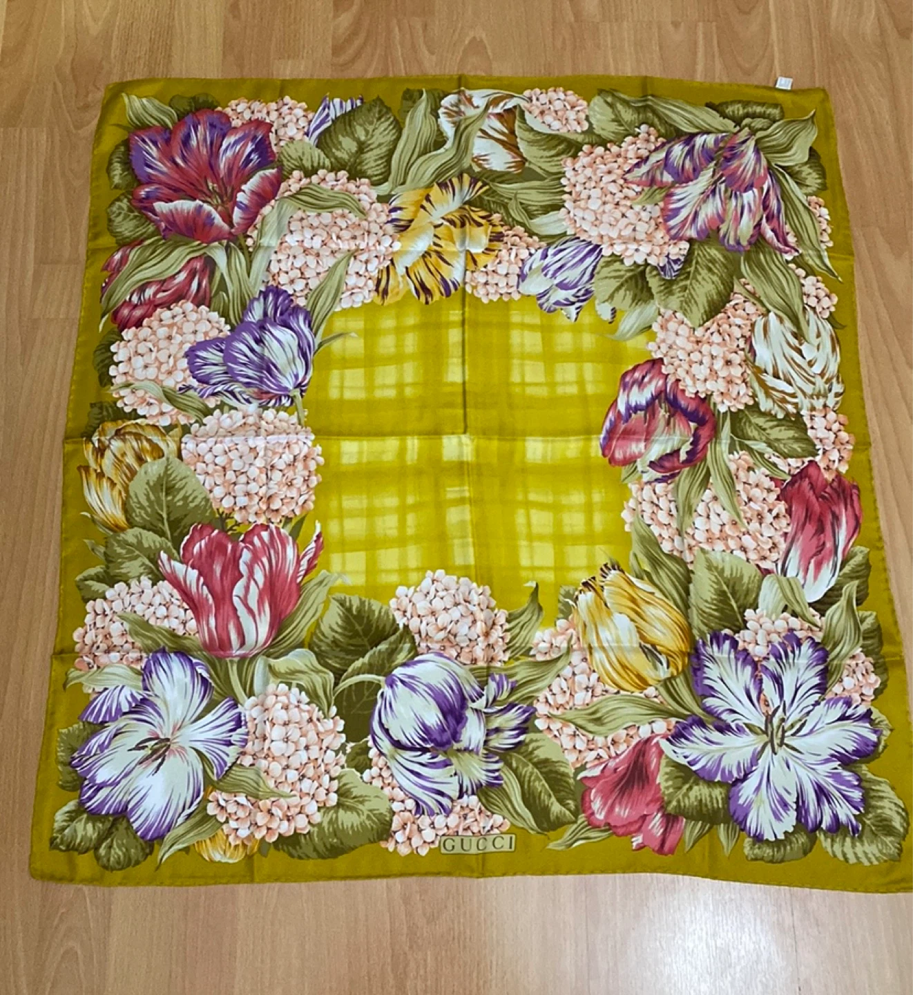 Authentic GUCCI Silk Scarf - photo 3