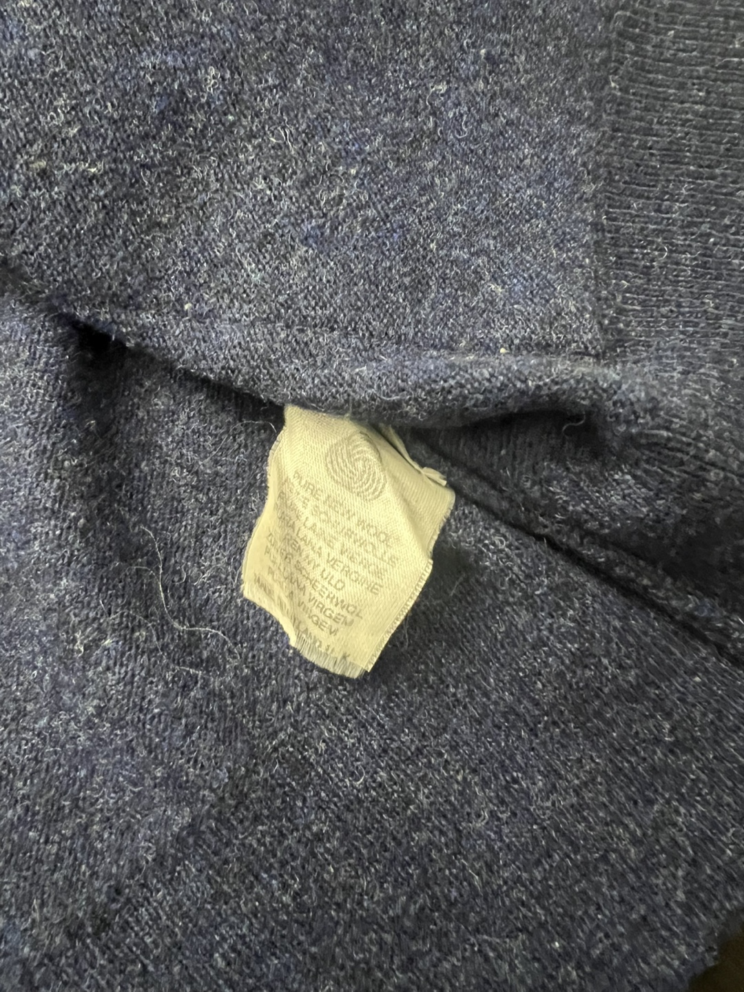 Burberry's Blue 100% Geelong Lambswool Cardigan - Size 40 - photo 4