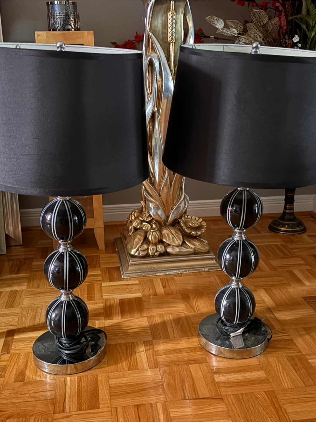 🌱Pair of Black Ball Accent Table Lamps