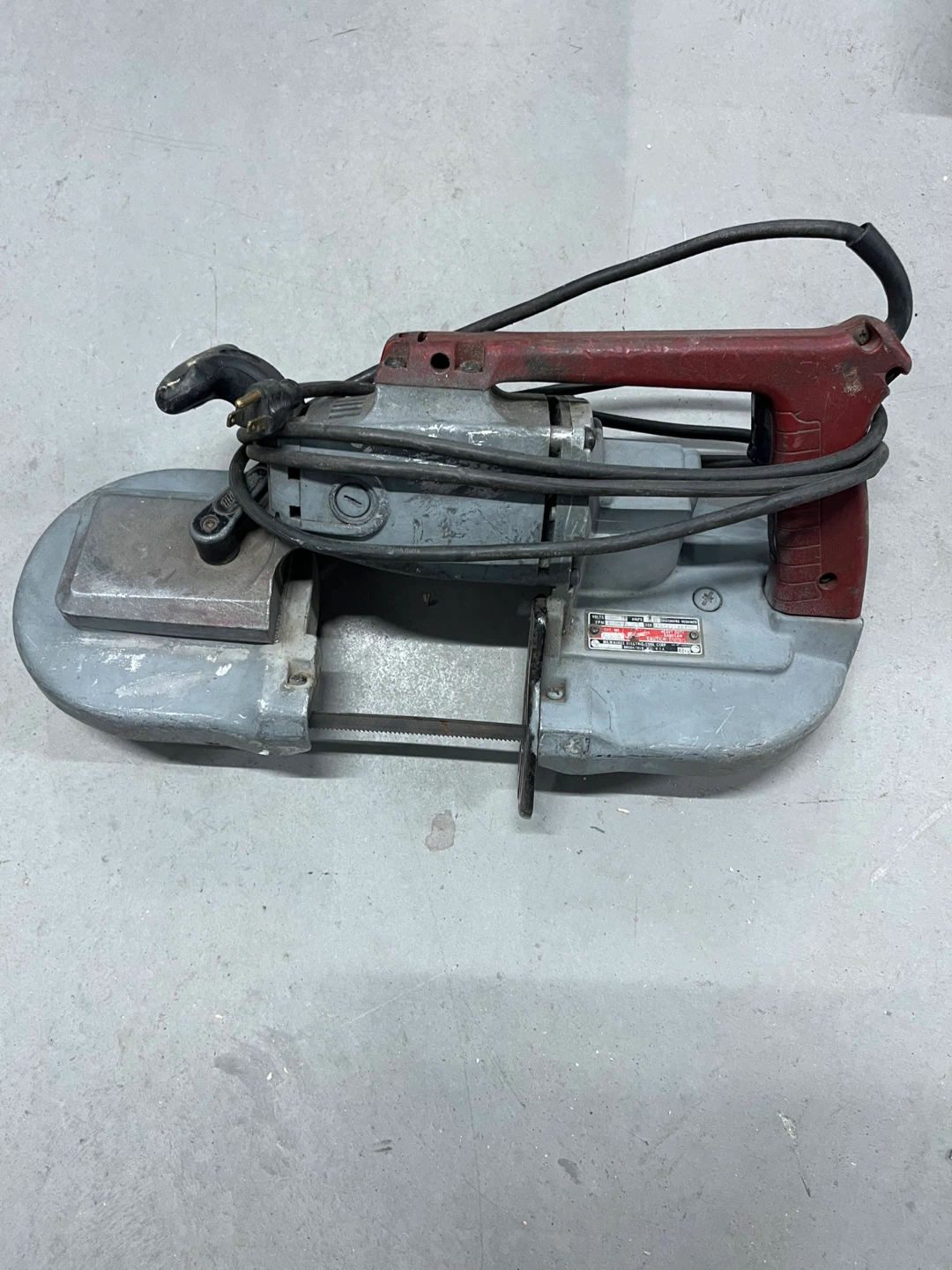 Milwaukee Deep Cut Portable Band Saw