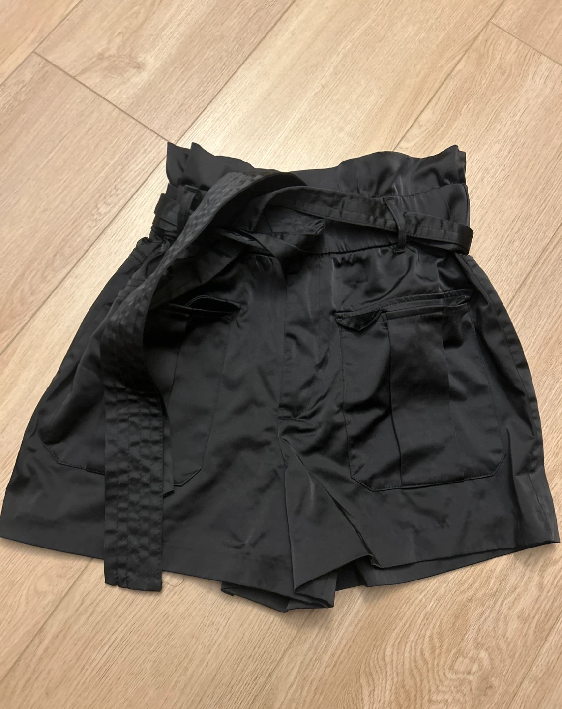 Zara Black High-Waisted Paperbag Shorts Size S - photo 2