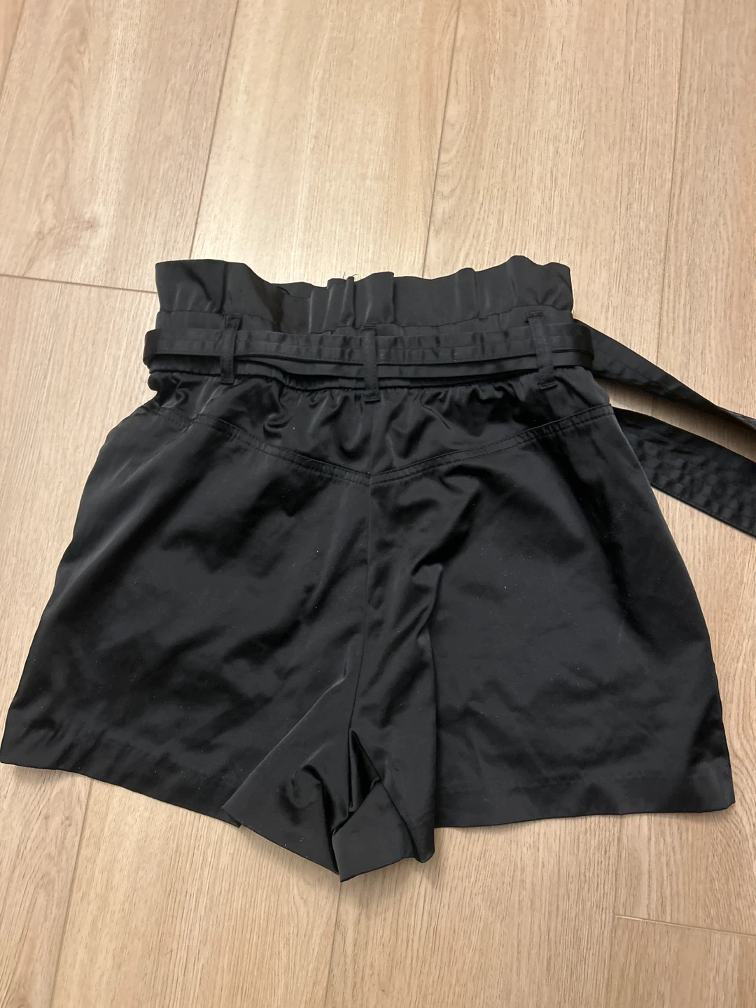 Zara Black High-Waisted Paperbag Shorts Size S - photo 3