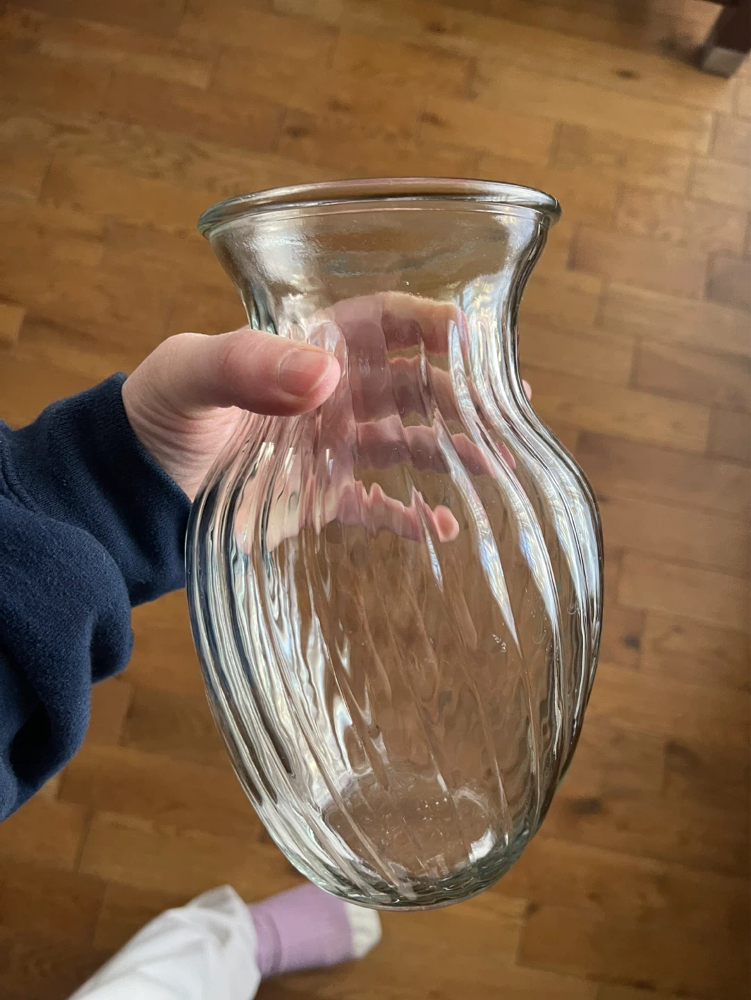 3 Glass Vases - photo 4