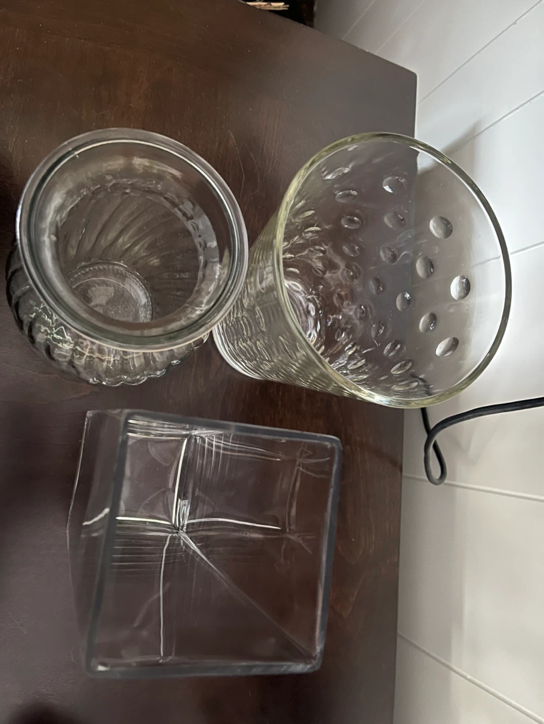 3 Glass Vases - photo 2