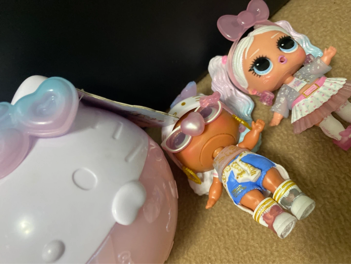 LOL Surprise Hello Kitty 40th Anniversary Doll - photo 4