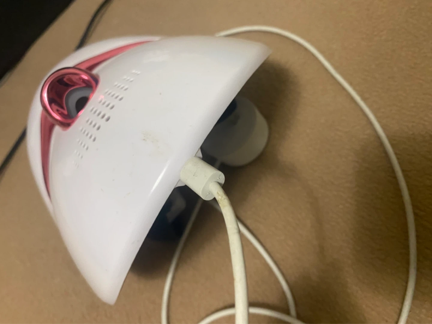 LED Face Mask with Charger - photo 5