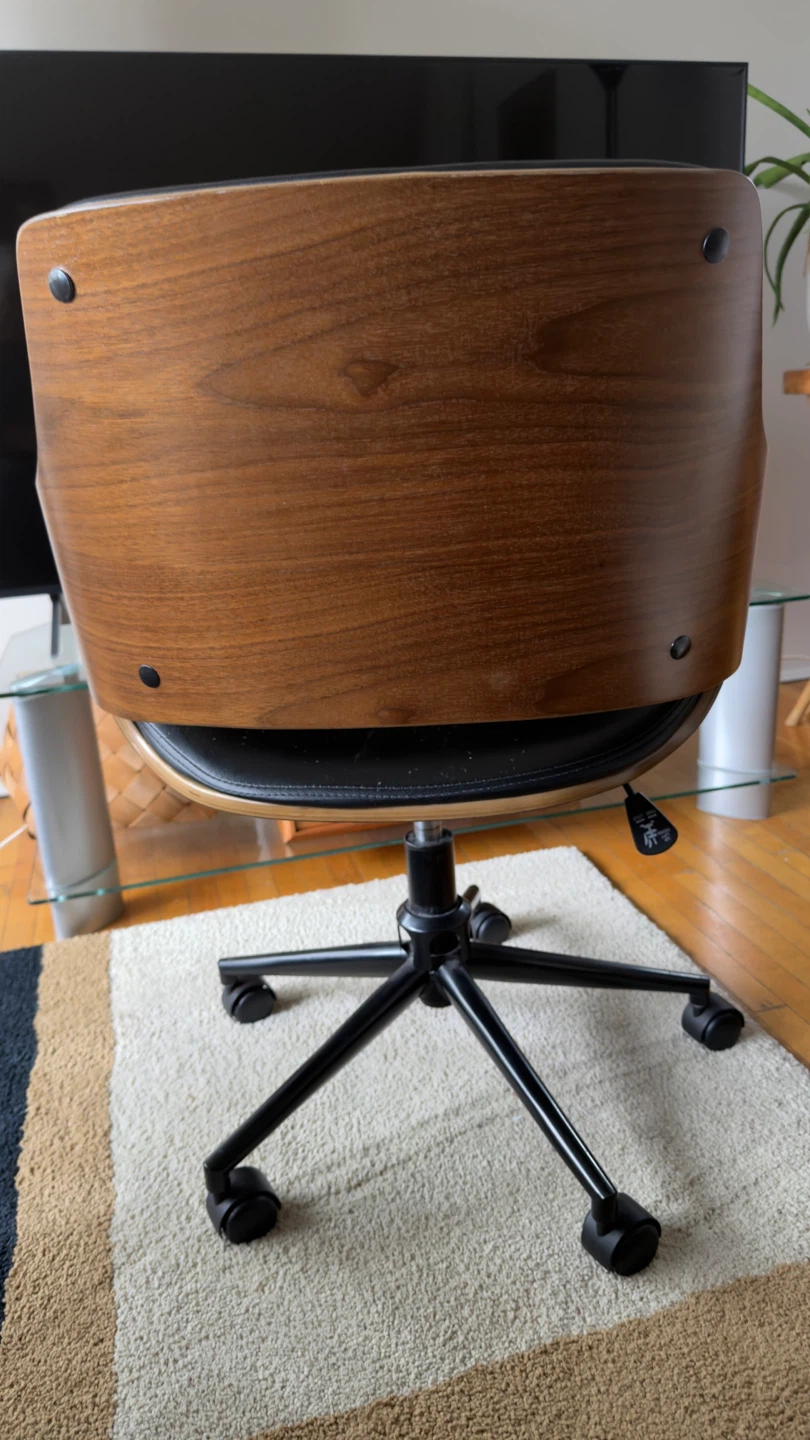 Office chair with cat scratches - photo 5