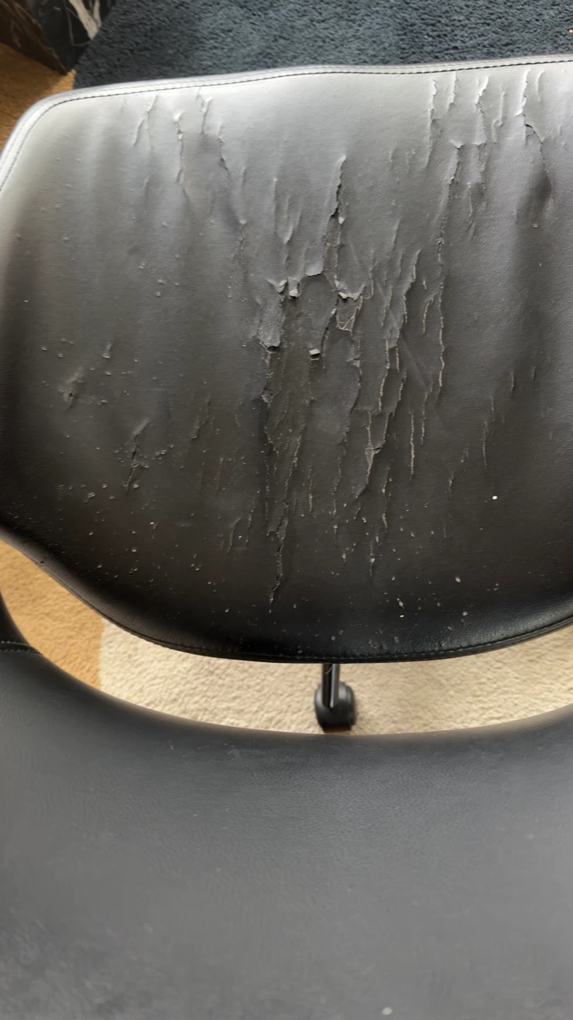 Office chair with cat scratches - photo 3