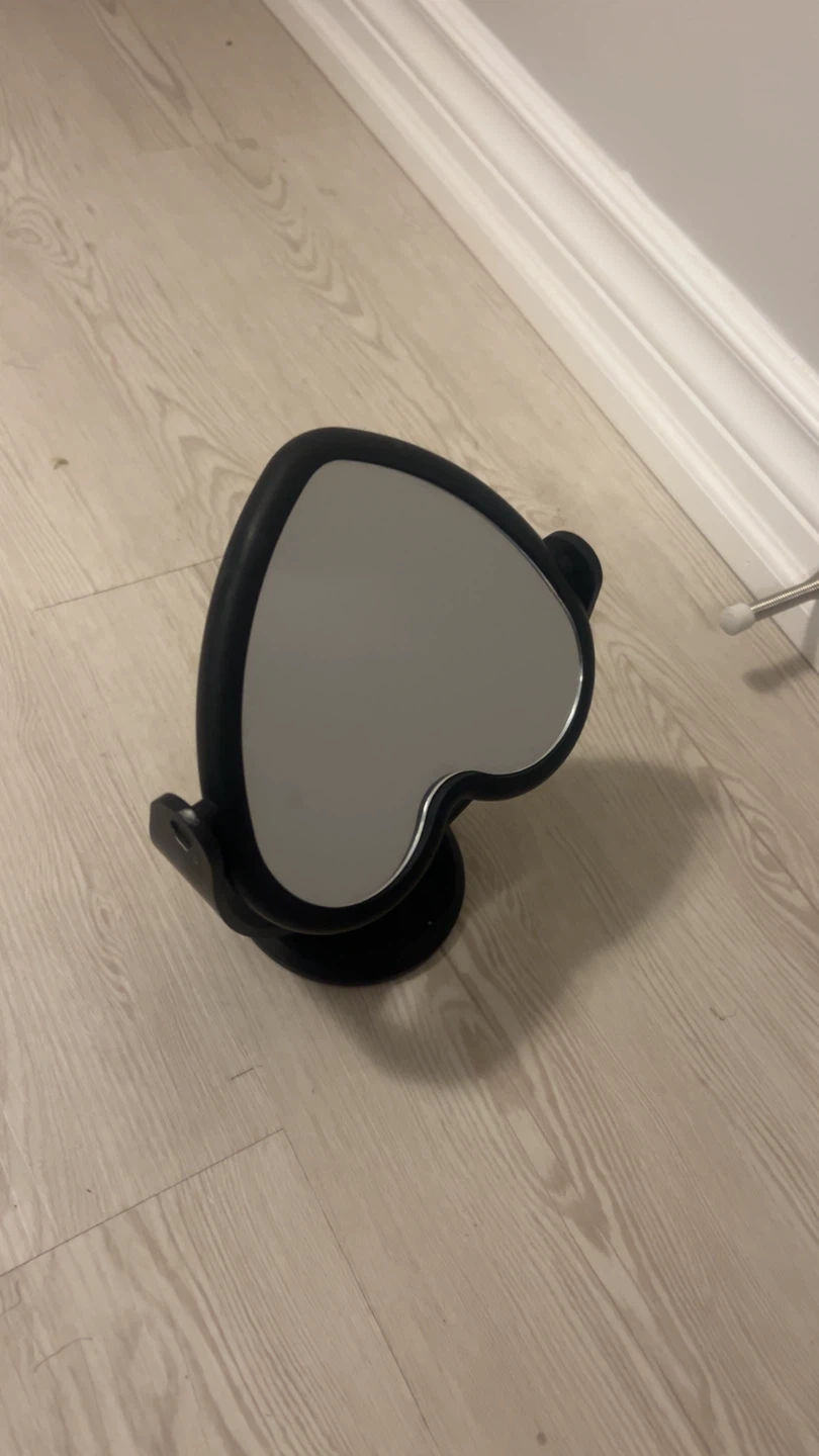 Heart-shaped double sided  mirror