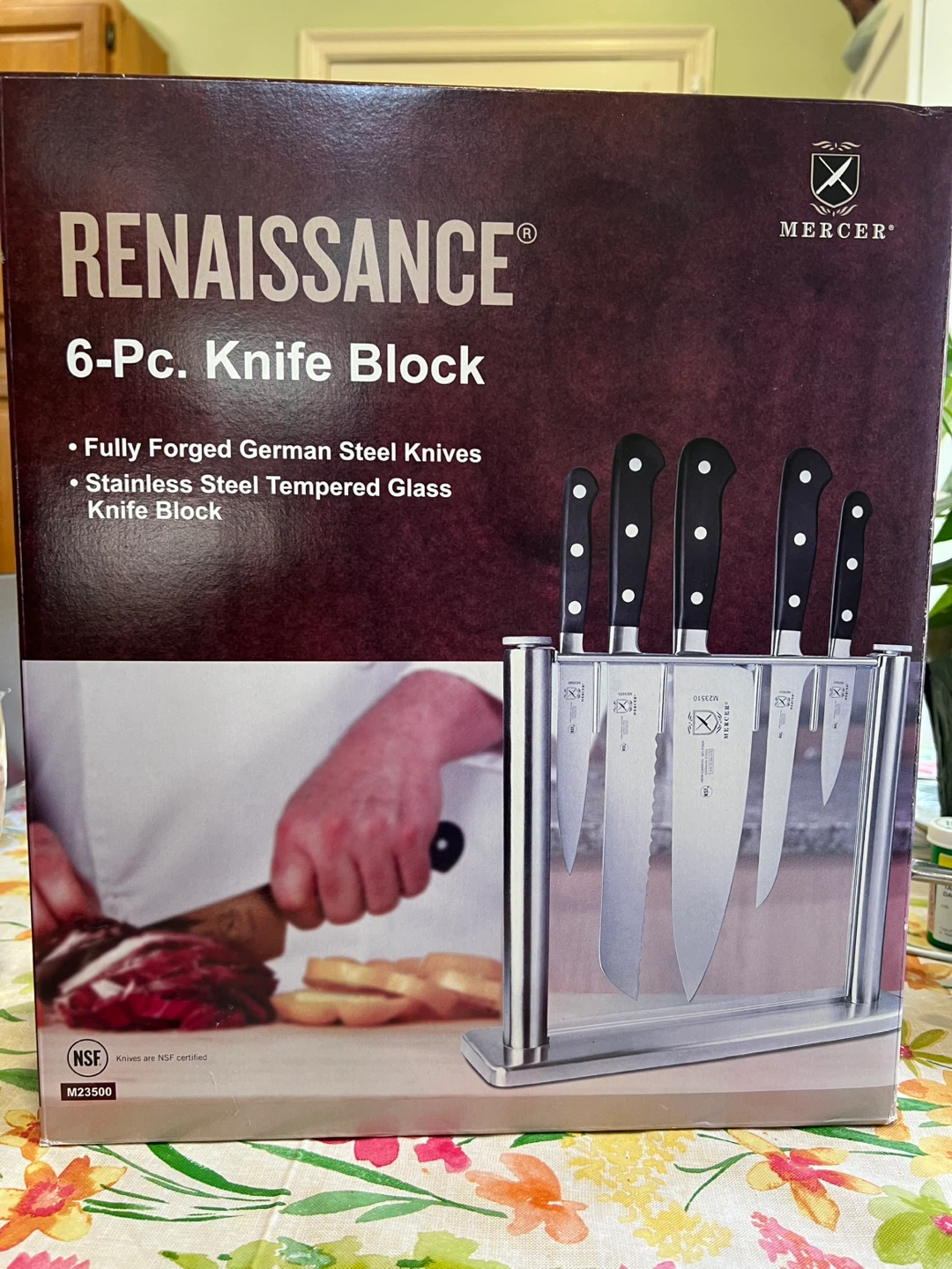 Mercer 6 Piece Knife Block set New in Box
