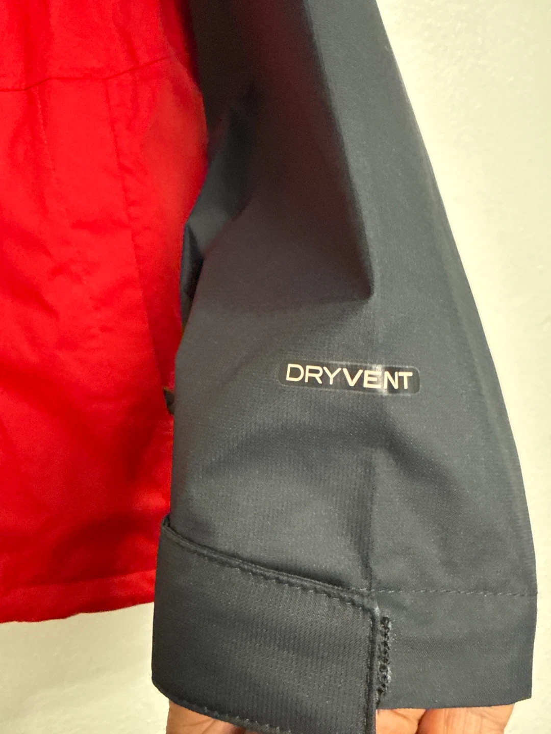 The North Face Boys Red & Black DryVent Jacket - Size L - photo 2