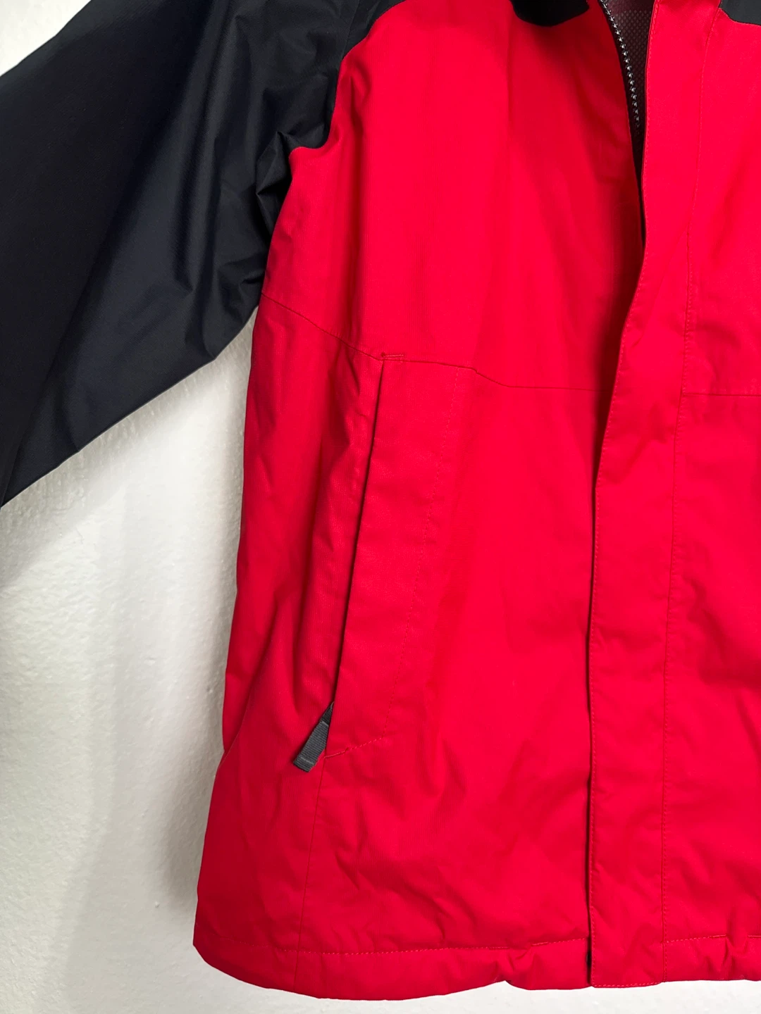 The North Face Boys Red & Black DryVent Jacket - Size L - photo 3